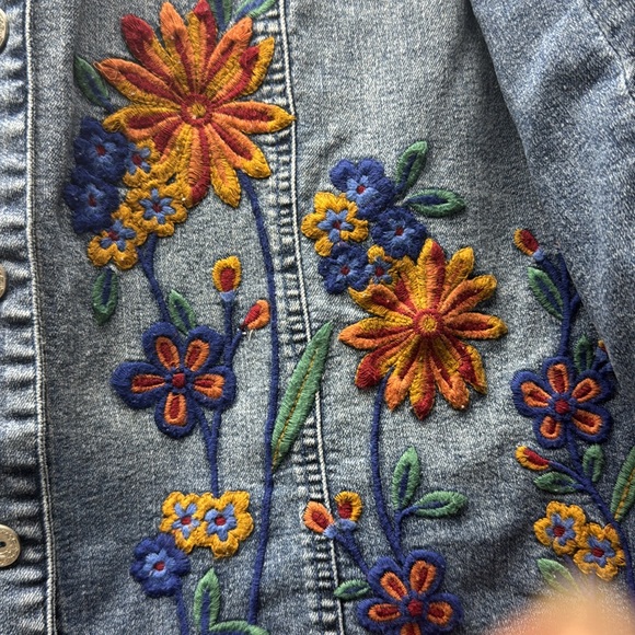 NWT Denim Jacket - Picture 4 of 4